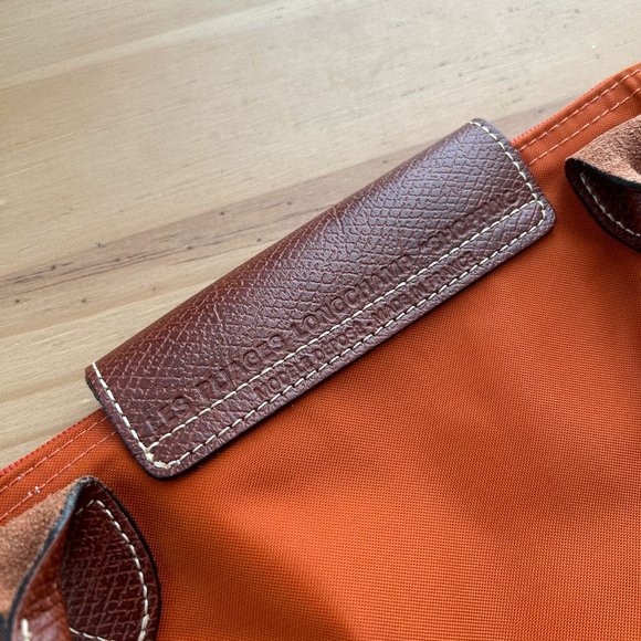 Longchamp Le Pliage | Orange Shoulder Tote Bag - Picture 4 of 13